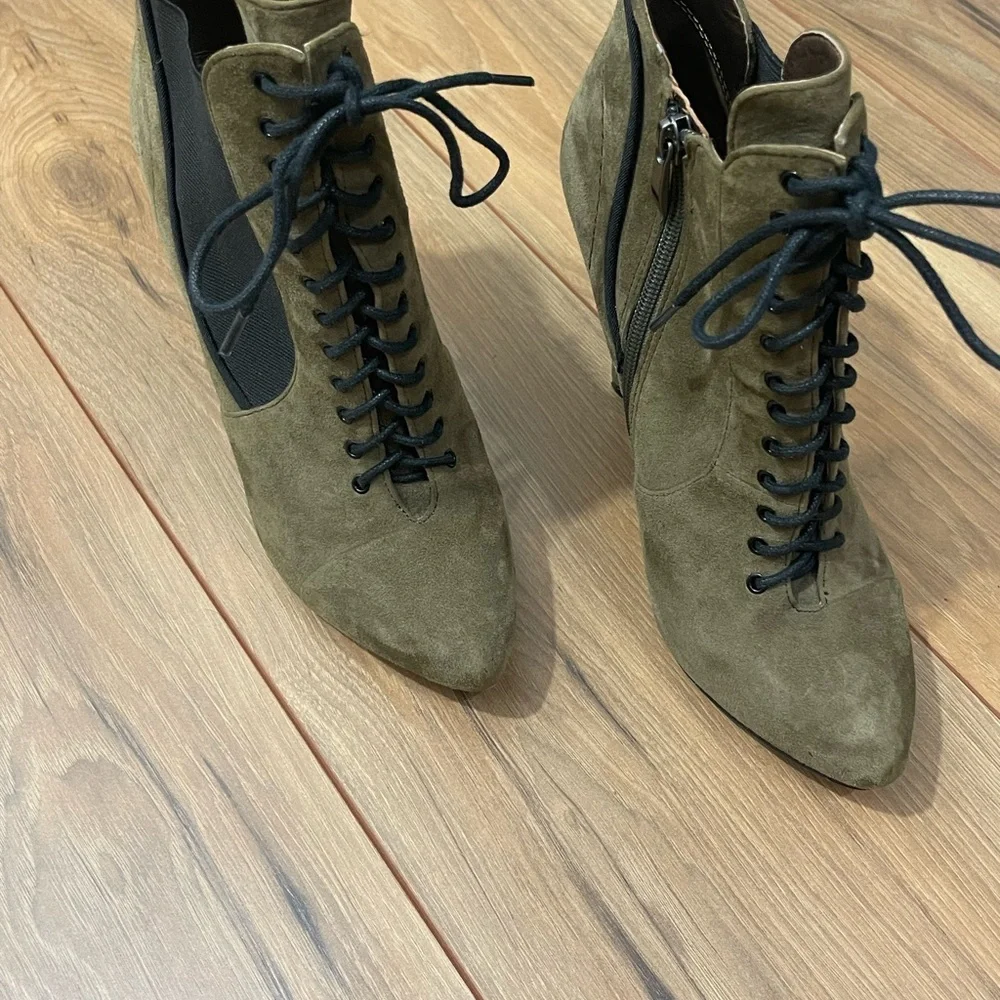 Sam Edelman Green Suede High Heel lace up ankle booties size 7.5 - Picture 2 of 5